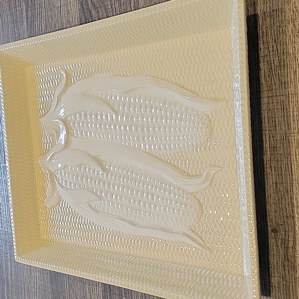 Corn/Lattice Design Serving Tray/ Exc.Vintage Cond./ By Shafford